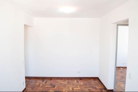 Apartamento à venda com 70m², 2 quartos e 1 vaga Apartamento à venda com 70m², 2 quartos e 1 vagaSala