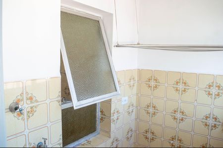 Apartamento à venda com 70m², 2 quartos e 1 vaga Apartamento à venda com 70m², 2 quartos e 1 vagaCozinha e Área de Serviço