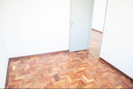 Apartamento à venda com 70m², 2 quartos e 1 vaga Apartamento à venda com 70m², 2 quartos e 1 vagaQuarto
