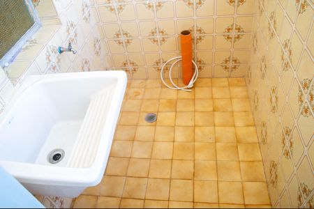 Apartamento à venda com 70m², 2 quartos e 1 vaga Apartamento à venda com 70m², 2 quartos e 1 vagaCozinha e Área de Serviço