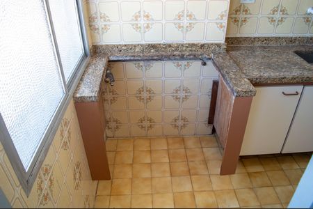 Apartamento à venda com 70m², 2 quartos e 1 vaga Apartamento à venda com 70m², 2 quartos e 1 vagaCozinha e Área de Serviço