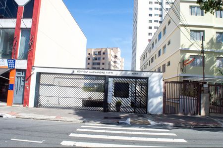 Apartamento à venda com 70m², 2 quartos e 1 vaga Apartamento à venda com 70m², 2 quartos e 1 vagaFachada