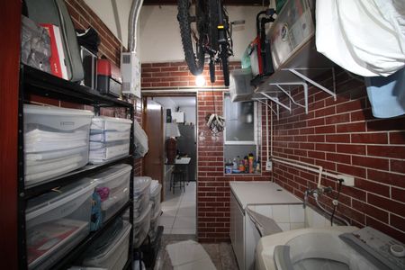 Apartamento à venda com 63m², 2 quartos e 1 vagaÁrea de Serviço