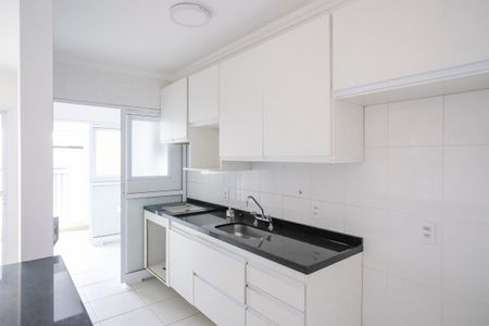 Apartamento à venda com 67m², 2 quartos e sem vagaCozinha