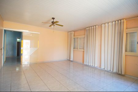 Casa à venda com 200m², 4 quartos e 2 vagasSala