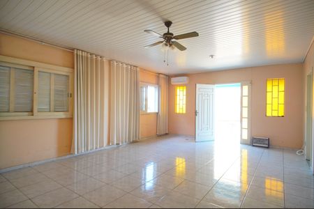 Sala de casa à venda com 4 quartos, 200m² em Rio Branco, Novo Hamburgo