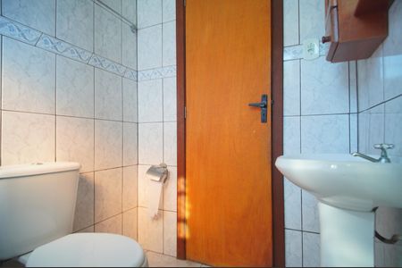 Casa à venda com 200m², 4 quartos e 2 vagasBanheiro da Suíte
