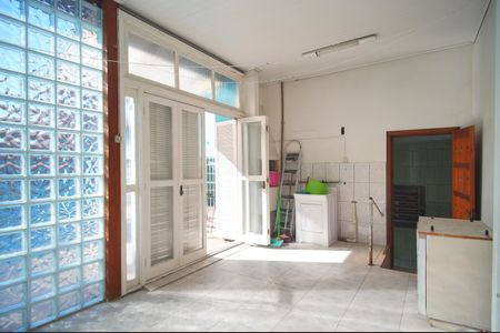Casa à venda com 200m², 4 quartos e 2 vagasÁrea de Serviço