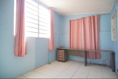Casa à venda com 200m², 4 quartos e 2 vagasQuarto 2