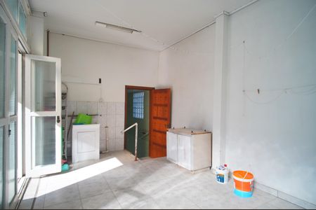 Casa à venda com 200m², 4 quartos e 2 vagasÁrea de Serviço