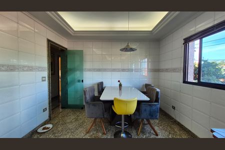 Apartamento à venda com 202m², 4 quartos e 5 vagas