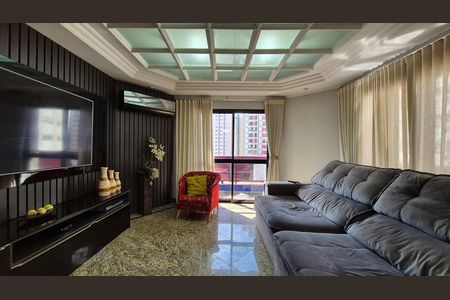Apartamento à venda com 202m², 4 quartos e 5 vagas