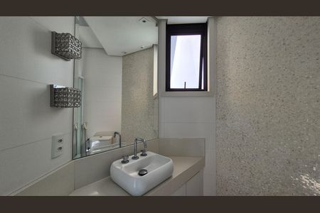 Apartamento à venda com 202m², 4 quartos e 5 vagas