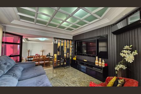 Apartamento à venda com 202m², 4 quartos e 5 vagas