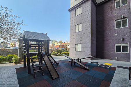 Apartamento para alugar com 55m², 2 quartos e 1 vaga Apartamento para alugar com 55m², 2 quartos e 1 vagaÁrea comum - Playground