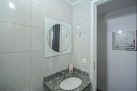 Apartamento para alugar com 55m², 2 quartos e 1 vaga Apartamento para alugar com 55m², 2 quartos e 1 vagaBanheiro