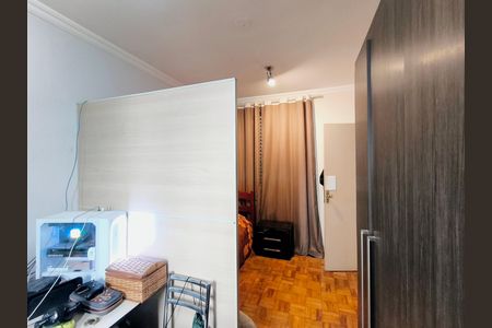 Casa à venda com 381m², 3 quartos e 3 vagas Casa à venda com 381m², 3 quartos e 3 vagasQuarto 2