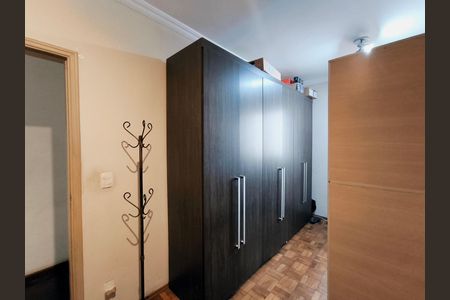 Casa à venda com 381m², 3 quartos e 3 vagas Casa à venda com 381m², 3 quartos e 3 vagasQuarto 2