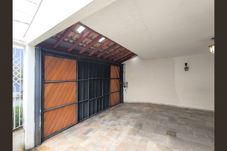 Casa à venda com 381m², 3 quartos e 3 vagas Casa à venda com 381m², 3 quartos e 3 vagasGaragem