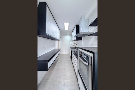 Apartamento para alugar com 114m², 3 quartos e 2 vagas Apartamento para alugar com 114m², 3 quartos e 2 vagasCozinha
