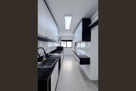 Apartamento para alugar com 114m², 3 quartos e 2 vagas Apartamento para alugar com 114m², 3 quartos e 2 vagasCozinha
