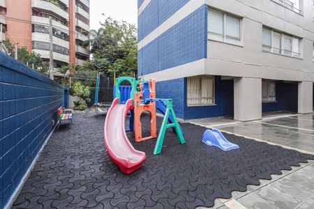 Apartamento para alugar com 125m², 3 quartos e 1 vaga Apartamento para alugar com 125m², 3 quartos e 1 vagaÁrea comum - Playground