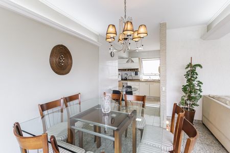 Sala de apartamento para alugar com 3 quartos, 125m² em Moema, São Paulo