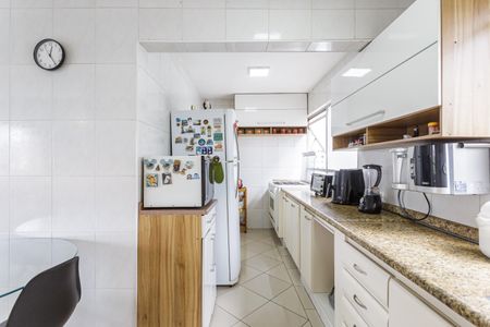 Apartamento para alugar com 125m², 3 quartos e 1 vaga Apartamento para alugar com 125m², 3 quartos e 1 vagaCozinha