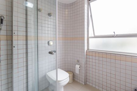 Apartamento para alugar com 125m², 3 quartos e 1 vaga Apartamento para alugar com 125m², 3 quartos e 1 vagaBanheiro Social