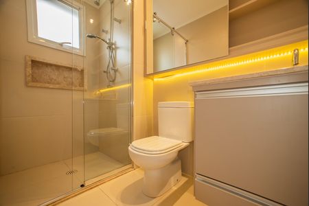 Apartamento para alugar com 175m², 3 quartos e 3 vagas Apartamento para alugar com 175m², 3 quartos e 3 vagasBanheiro da Suíte 2
