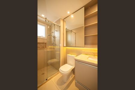 Apartamento para alugar com 175m², 3 quartos e 3 vagas Apartamento para alugar com 175m², 3 quartos e 3 vagasBanheiro da Suíte 2