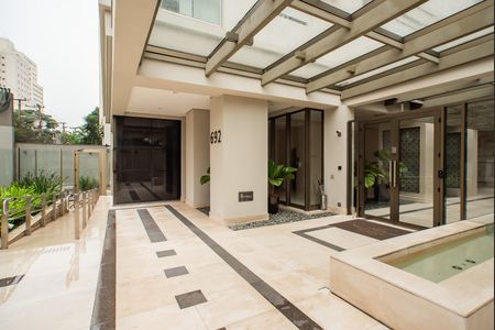 Apartamento para alugar com 175m², 3 quartos e 3 vagas Apartamento para alugar com 175m², 3 quartos e 3 vagasHall de entrada