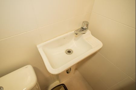 Apartamento para alugar com 175m², 3 quartos e 3 vagas Apartamento para alugar com 175m², 3 quartos e 3 vagasBanheiro de Serviço