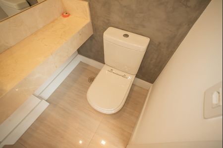 Apartamento para alugar com 175m², 3 quartos e 3 vagas Apartamento para alugar com 175m², 3 quartos e 3 vagasLavabo
