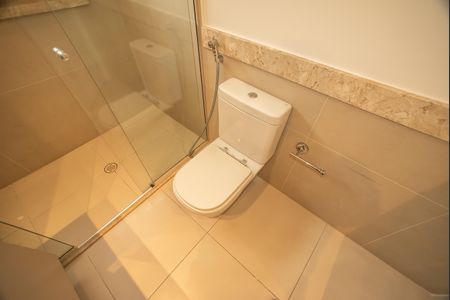 Apartamento para alugar com 175m², 3 quartos e 3 vagas Apartamento para alugar com 175m², 3 quartos e 3 vagasBanheiro da Suíte 3