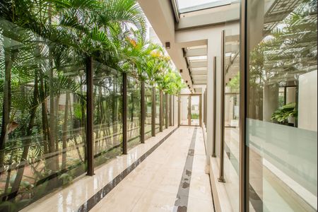 Apartamento para alugar com 175m², 3 quartos e 3 vagas Apartamento para alugar com 175m², 3 quartos e 3 vagasHall de entrada