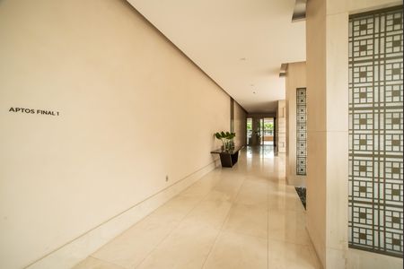 Apartamento para alugar com 175m², 3 quartos e 3 vagas Apartamento para alugar com 175m², 3 quartos e 3 vagasHall de entrada