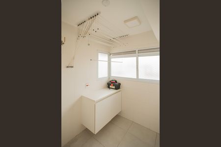 Apartamento para alugar com 175m², 3 quartos e 3 vagas Apartamento para alugar com 175m², 3 quartos e 3 vagasÁrea de Serviço