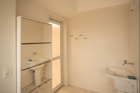 Apartamento para alugar com 175m², 3 quartos e 3 vagas Apartamento para alugar com 175m², 3 quartos e 3 vagasÁrea de Serviço