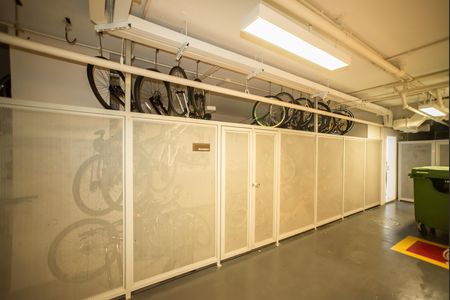 Apartamento para alugar com 175m², 3 quartos e 3 vagas Apartamento para alugar com 175m², 3 quartos e 3 vagasÁrea comum - Bicicletário