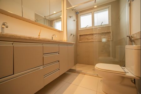 Apartamento para alugar com 175m², 3 quartos e 3 vagas Apartamento para alugar com 175m², 3 quartos e 3 vagasBanheiro da Suíte 3