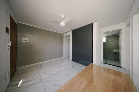 Sala de apartamento à venda com 2 quartos, 53m² em Cidade Líder, São Paulo