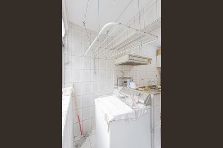Apartamento à venda com 50m², 2 quartos e 1 vaga Apartamento à venda com 50m², 2 quartos e 1 vagaCozinha e Área de Serviço