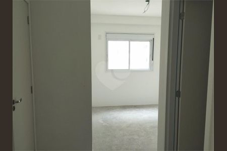 Apartamento à venda com 68m², 2 quartos e 1 vaga
