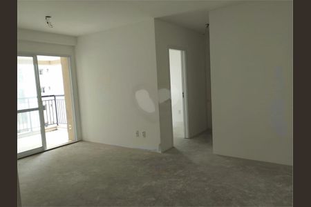 Apartamento à venda com 68m², 2 quartos e 1 vaga