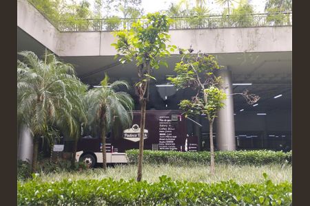 Apartamento à venda com 68m², 2 quartos e 1 vaga