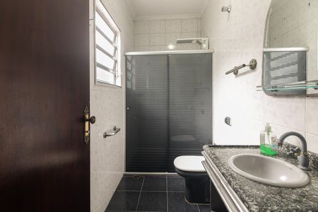 Casa para alugar com 106m², 3 quartos e 1 vaga Casa para alugar com 106m², 3 quartos e 1 vagaBanheiro 1