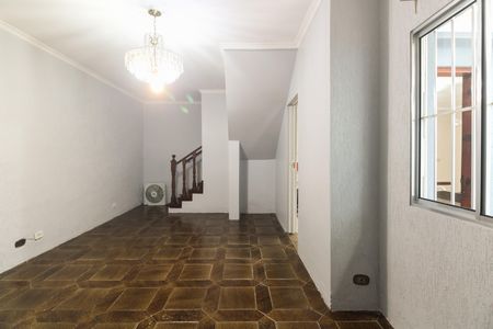 Casa para alugar com 106m², 3 quartos e 1 vaga Casa para alugar com 106m², 3 quartos e 1 vagaSala