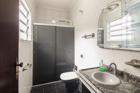 Casa para alugar com 106m², 3 quartos e 1 vaga Casa para alugar com 106m², 3 quartos e 1 vagaBanheiro 1