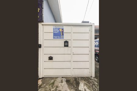 Casa para alugar com 106m², 3 quartos e 1 vaga Casa para alugar com 106m², 3 quartos e 1 vagaFachada